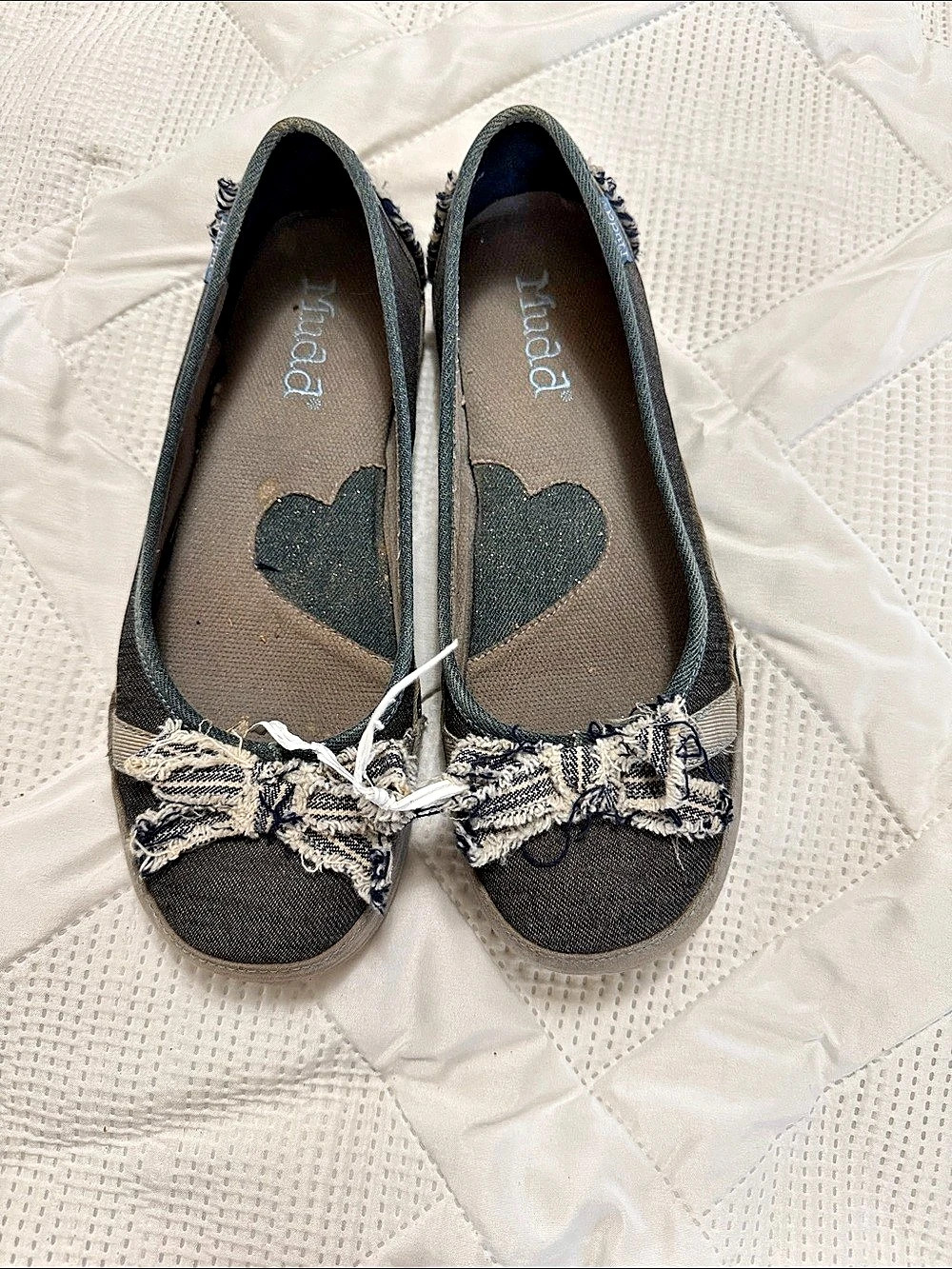 Mudd Bow Flats in Gray & Blue US 9.5